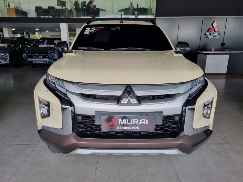 Mitsubishi-L200 TRITON-2.4 16V TURBO DIESEL SPORT HPE-S TERRA CD 4P 4X4 AUTOMÁTICO