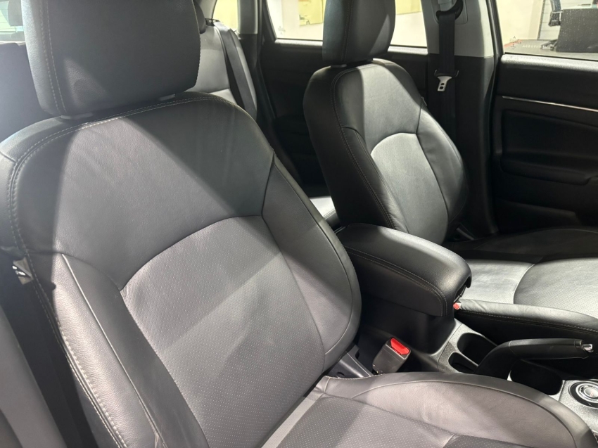 Mitsubishi-OUTLANDER SPORT-2.0 MIVEC FLEX HPE AWD AUTOMÁTICO