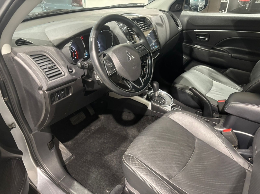 Mitsubishi-OUTLANDER SPORT-2.0 MIVEC FLEX HPE AWD AUTOMÁTICO