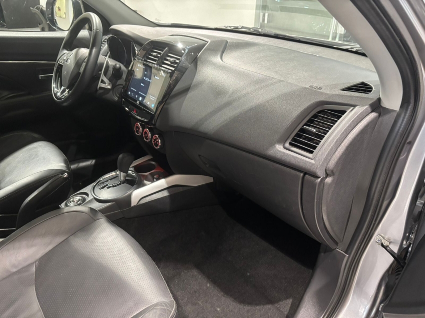Mitsubishi-OUTLANDER SPORT-2.0 MIVEC FLEX HPE AWD AUTOMÁTICO