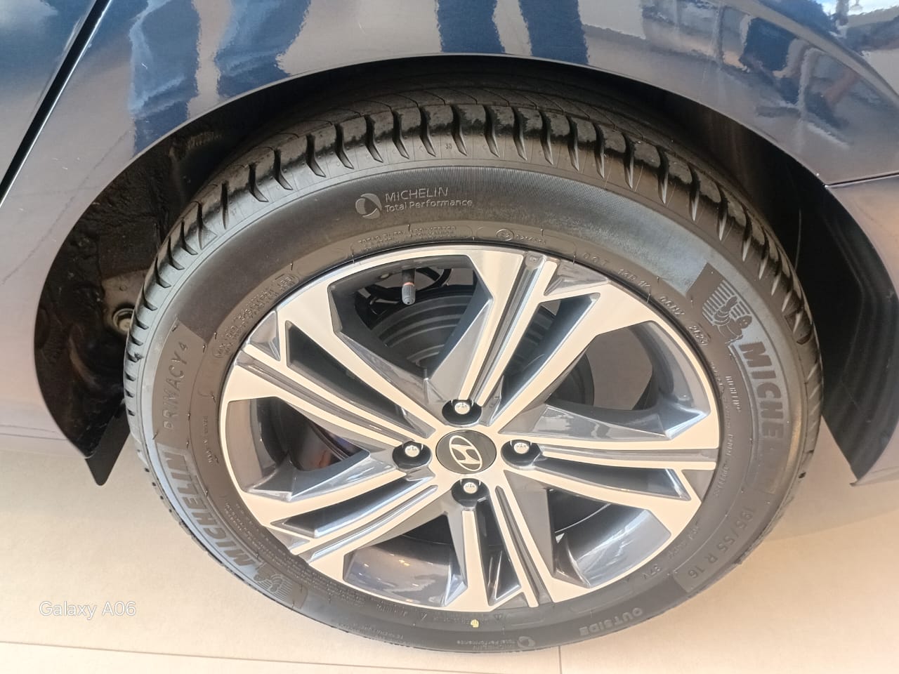 Hyundai-HB20S-NEW HB20S 1.0 TGDI AT PLATINUM