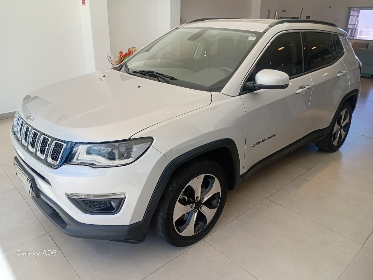 Jeep-COMPASS-COMPASS LONGITUDE 2.0 4x2 Flex 16V Aut.