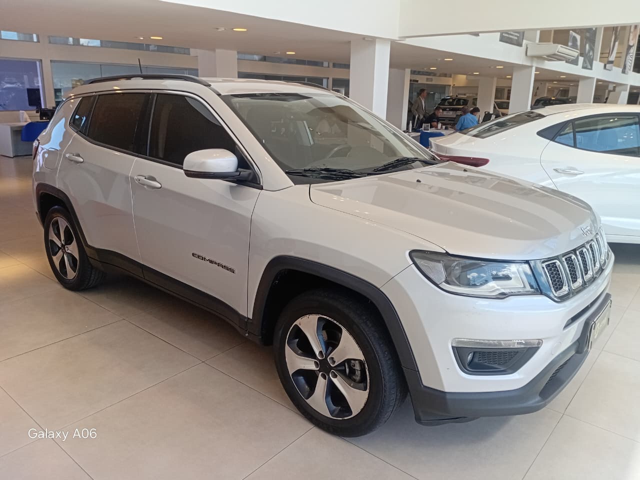 Jeep-COMPASS-COMPASS LONGITUDE 2.0 4x2 Flex 16V Aut.