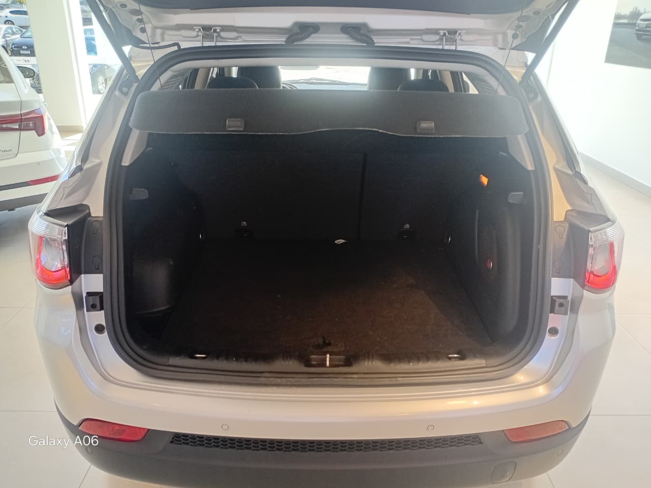 Jeep-COMPASS-COMPASS LONGITUDE 2.0 4x2 Flex 16V Aut.