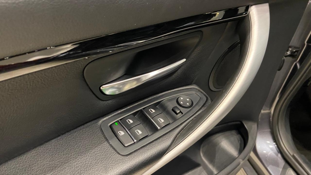 BMW-320i-2.0 SPORT GP 16V TURBO ACTIVE FLEX 4P AUTOMÁTICO