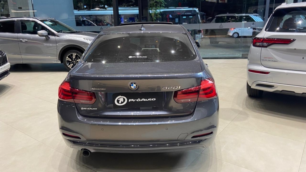 BMW-320i-2.0 SPORT GP 16V TURBO ACTIVE FLEX 4P AUTOMÁTICO
