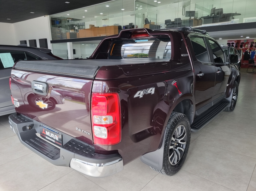 GM - Chevrolet-S10-2.8 HIGH COUNTRY 4X4 CD 16V TURBO DIESEL 4P AUTOMÁTICO