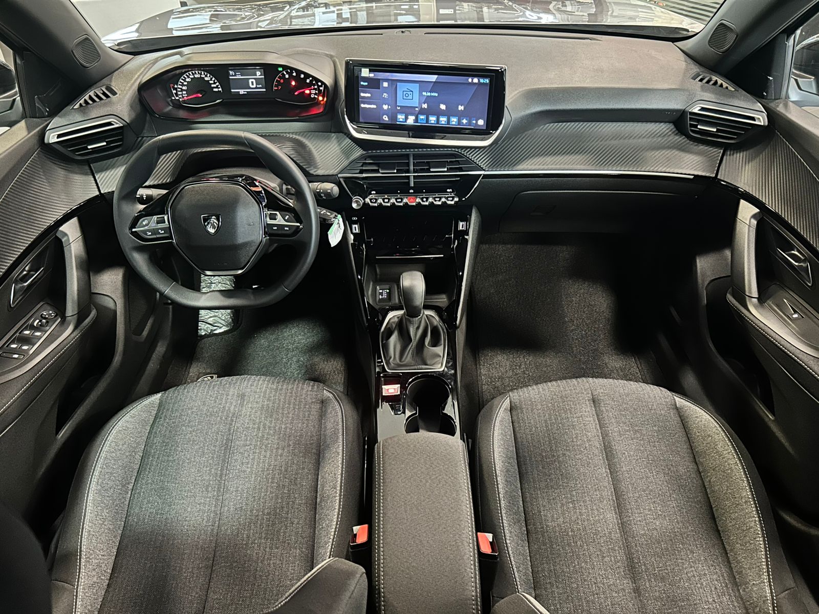 Peugeot-2008-2008 Active 1.0 Turbo Flex 5p Aut.