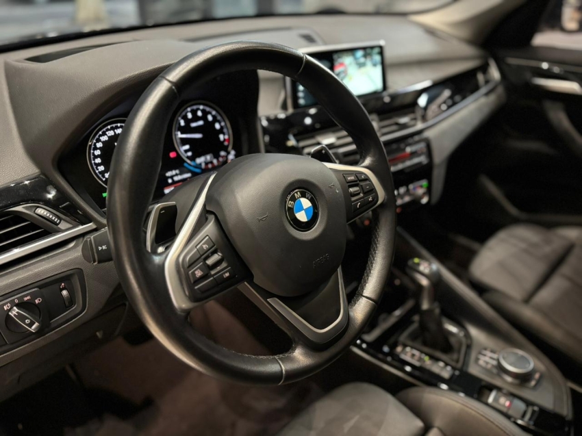 BMW-X1-2.0 16V TURBO ACTIVEFLEX SDRIVE20I X-LINE 4P AUTOMÁTICO