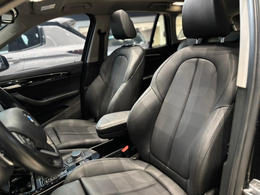 BMW-X1-2.0 16V TURBO ACTIVEFLEX SDRIVE20I X-LINE 4P AUTOMÁTICO