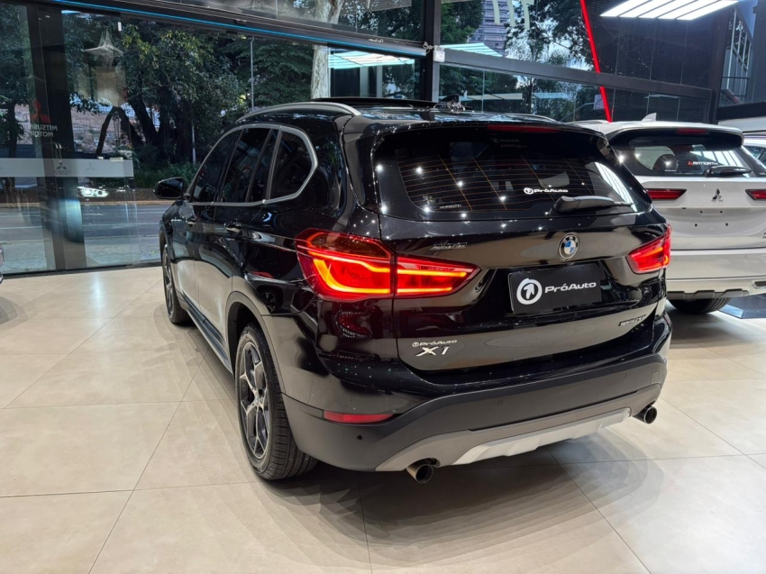 BMW-X1-2.0 16V TURBO ACTIVEFLEX SDRIVE20I X-LINE 4P AUTOMÁTICO
