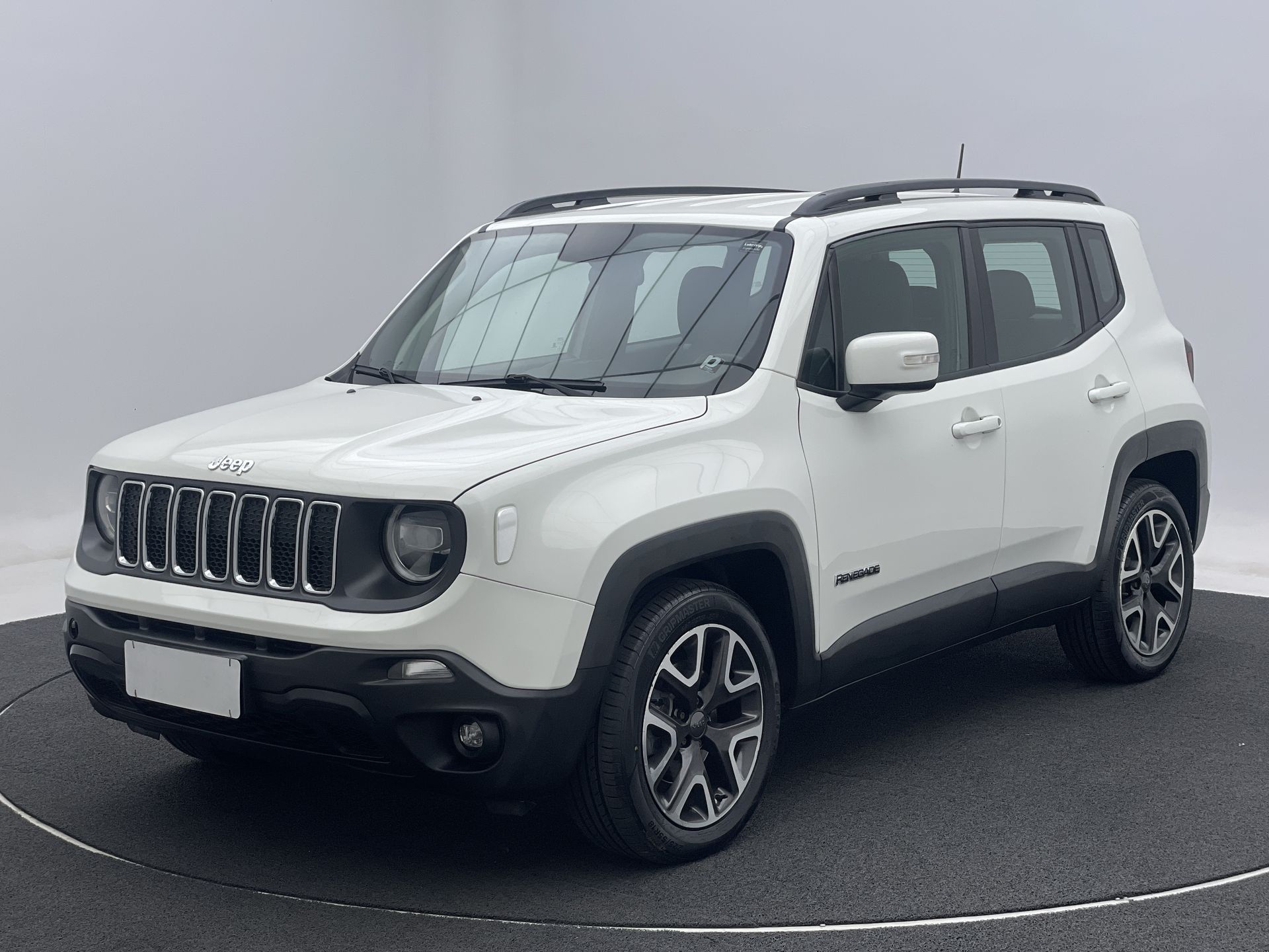 Renegade Longitude 1.8 4x2 Flex 16V Aut.