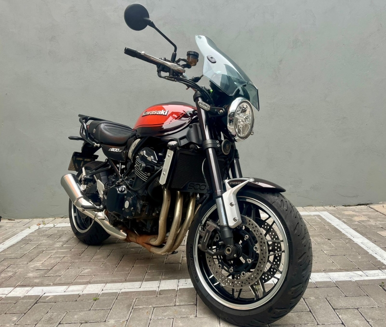 KAWASAKI-Z 900-RS