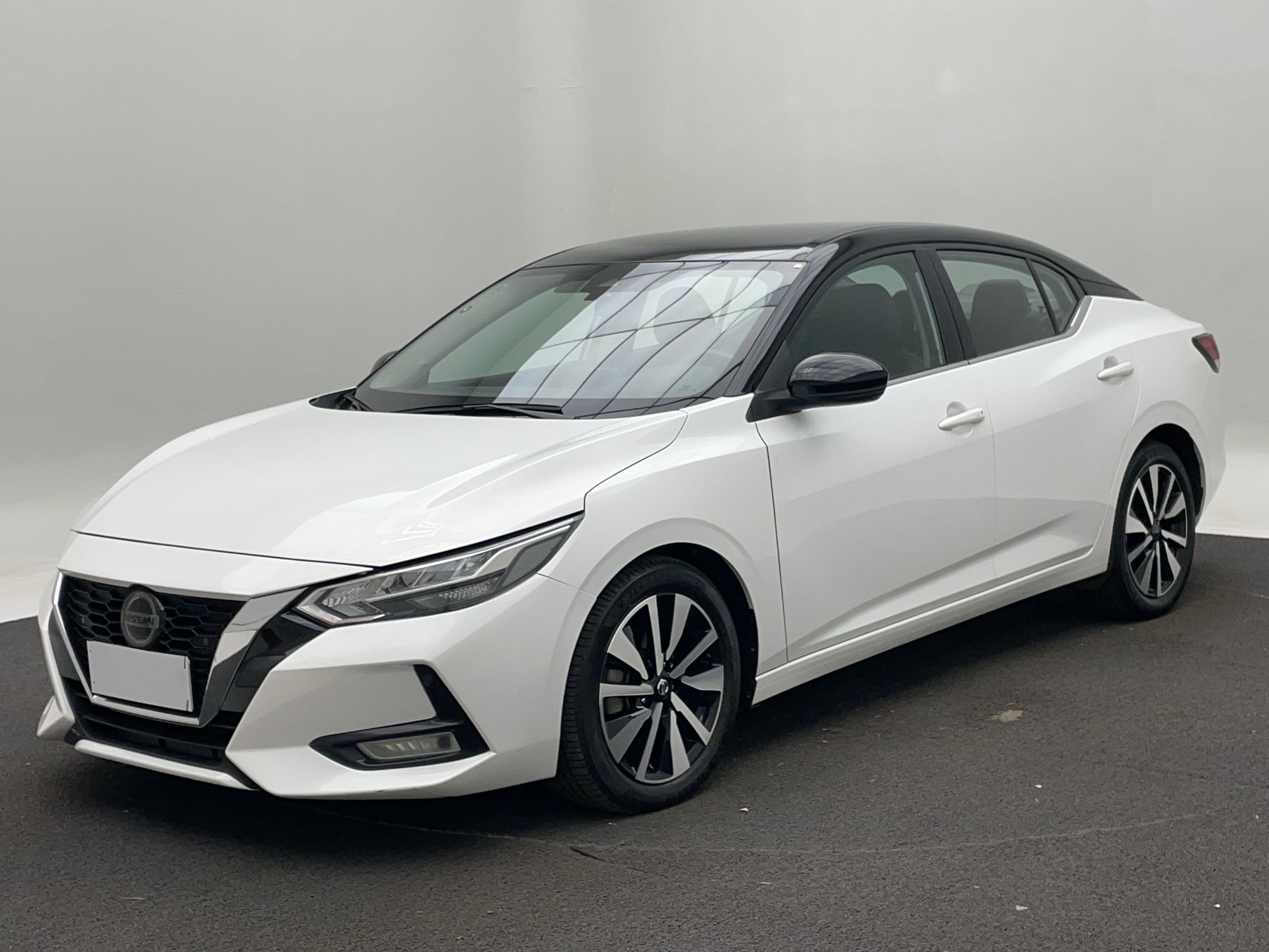 Sentra Advance 2.0 16V Aut.