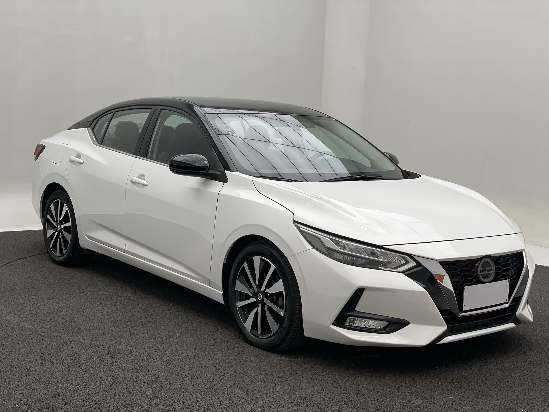 Sentra Advance 2.0 16V Aut.