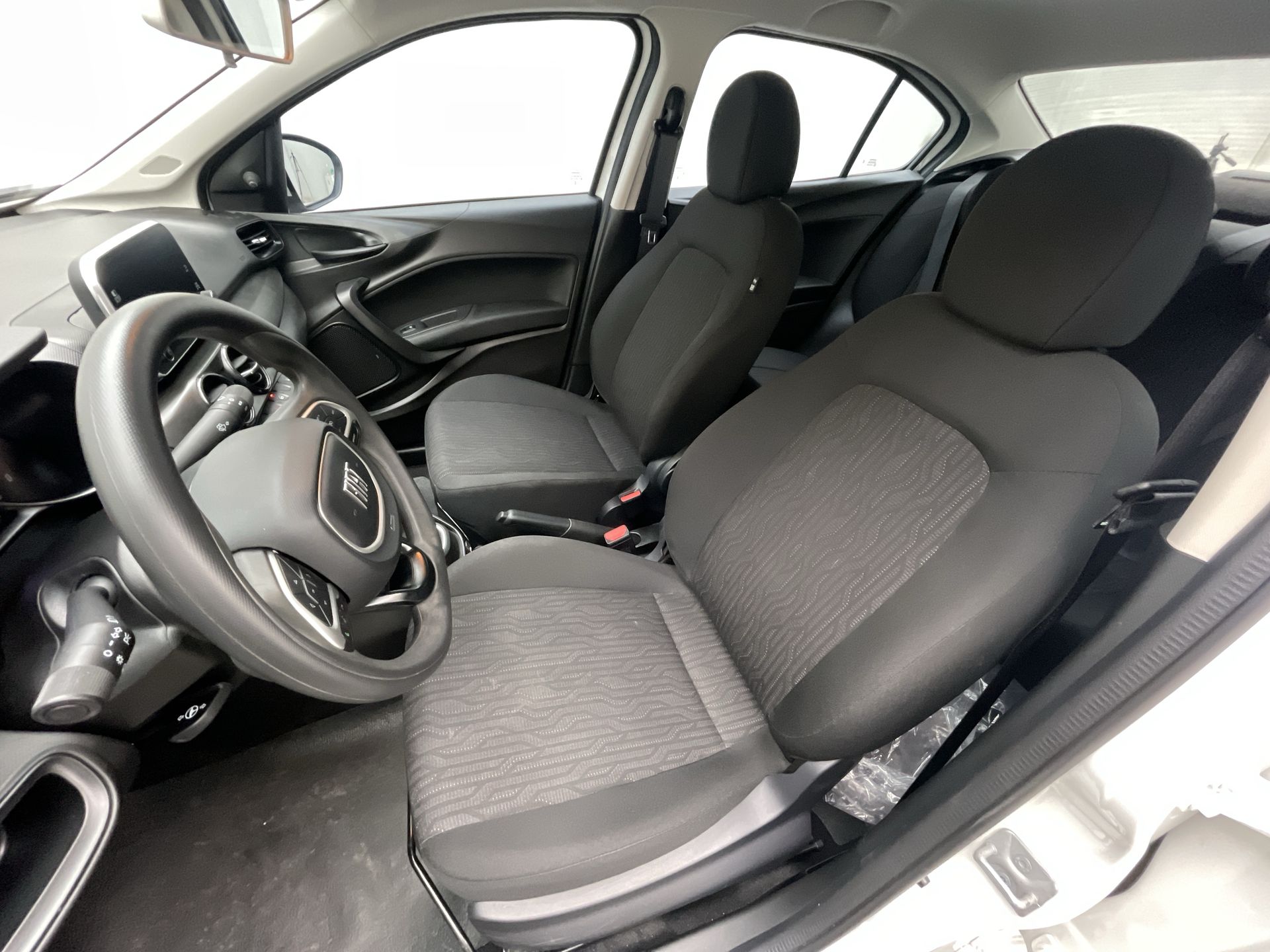 CRONOS DRIVE 1.3 8V Flex Aut.