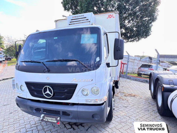 MERCEDES-BENZ-Accelo-Accelo 1016 2p (diesel) (E5)