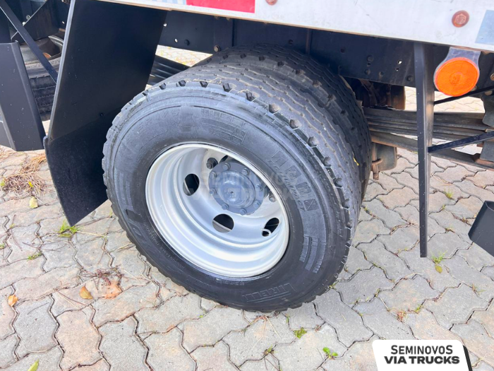 MERCEDES-BENZ-Accelo-Accelo 1016 2p (diesel) (E5)