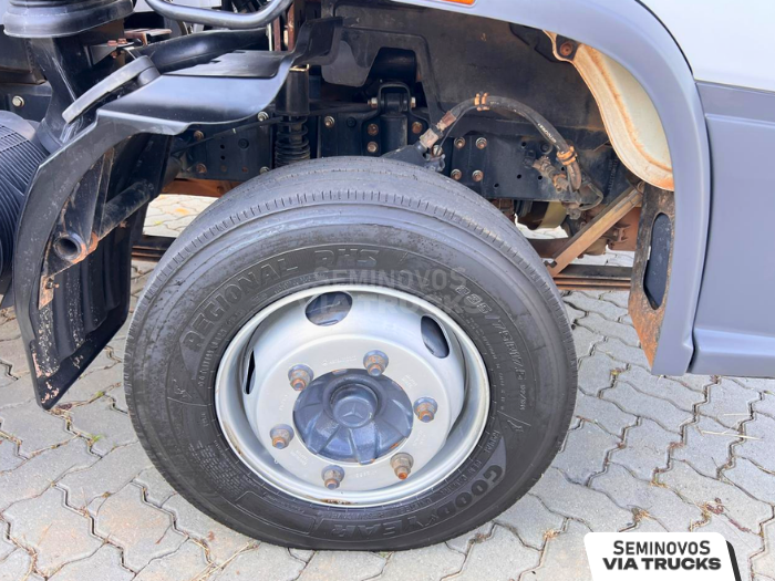MERCEDES-BENZ-Accelo-Accelo 1016 2p (diesel) (E5)