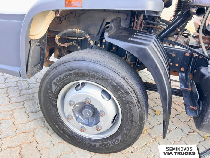 MERCEDES-BENZ-Accelo-Accelo 1016 2p (diesel) (E5)