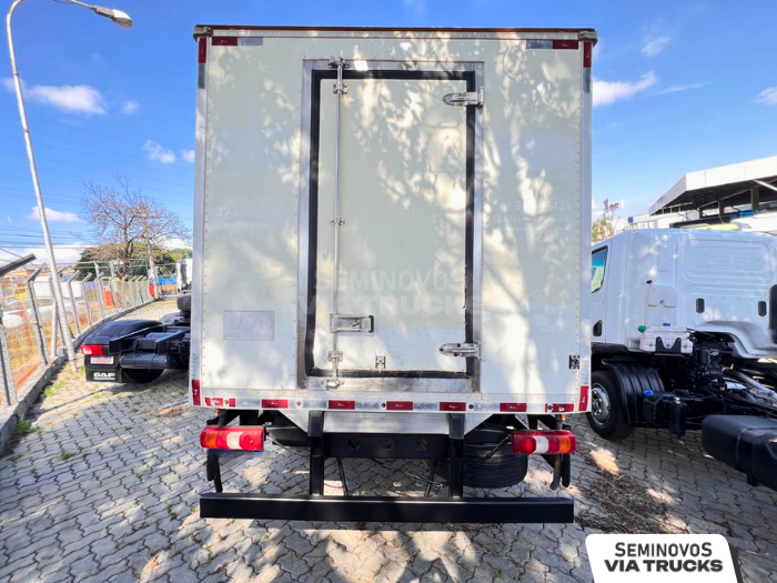 MERCEDES-BENZ-Accelo-Accelo 1016 2p (diesel) (E5)