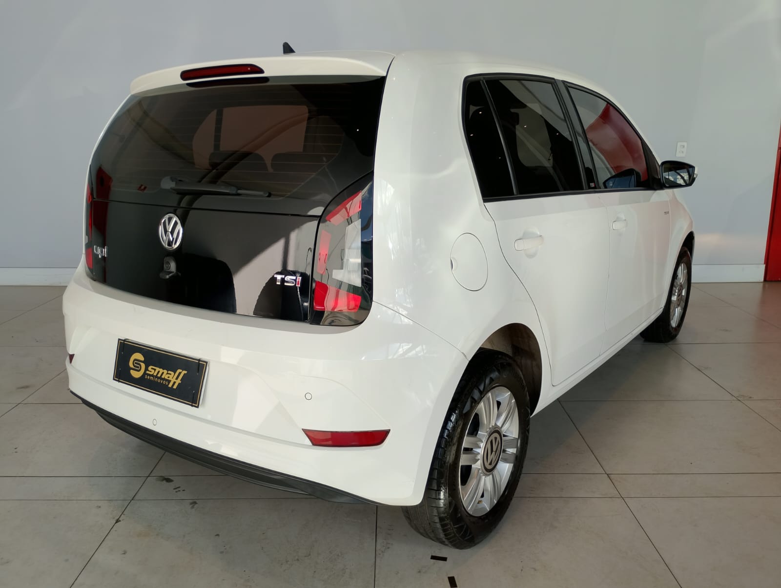 VW - Volkswagen-up!-up! move 1.0 TSI Total Flex 12V 5p
