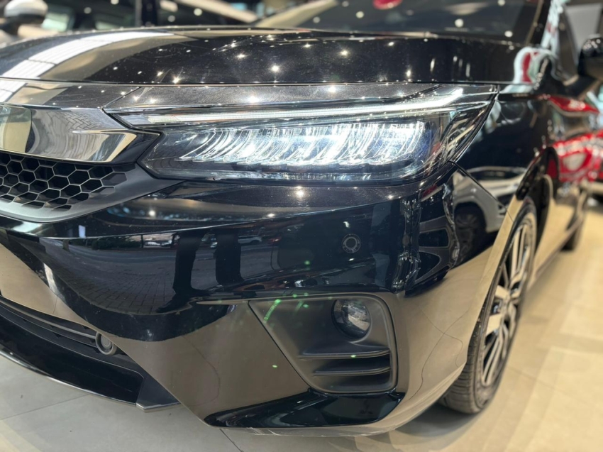 Honda-CITY-1.5 i-VTEC FLEX HATCH TOURING CVT