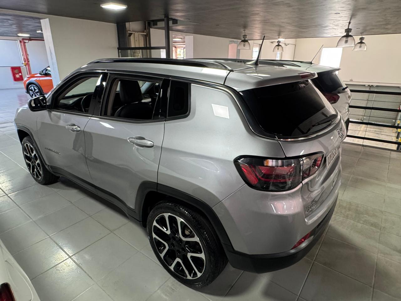Jeep-COMPASS-COMPASS LONG. T270 1.3 TB 4x2 Flex Aut.