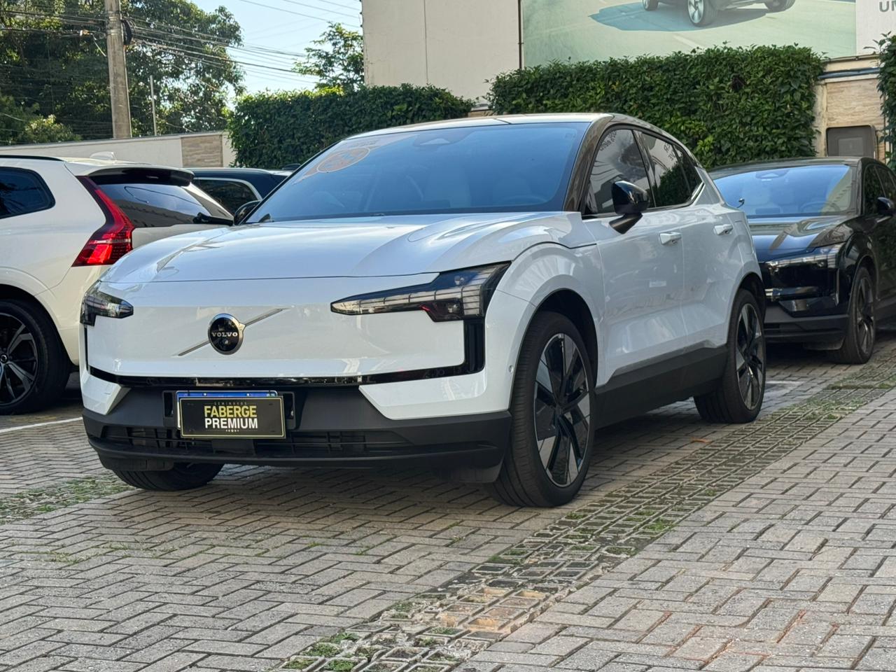 Volvo-EX30-EX30 E60 Ultra (Elétrico)