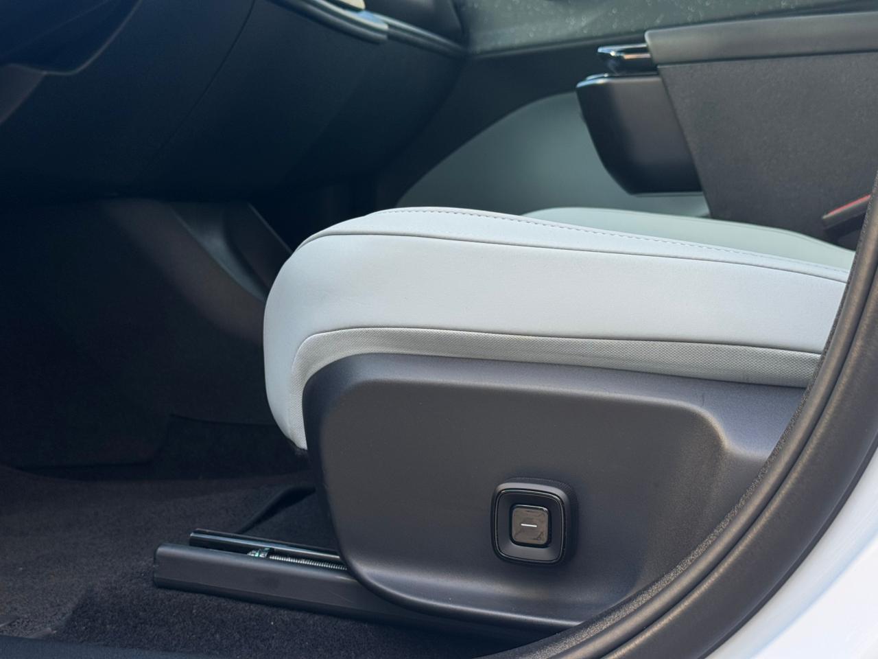 Volvo-EX30-EX30 E60 Ultra (Elétrico)