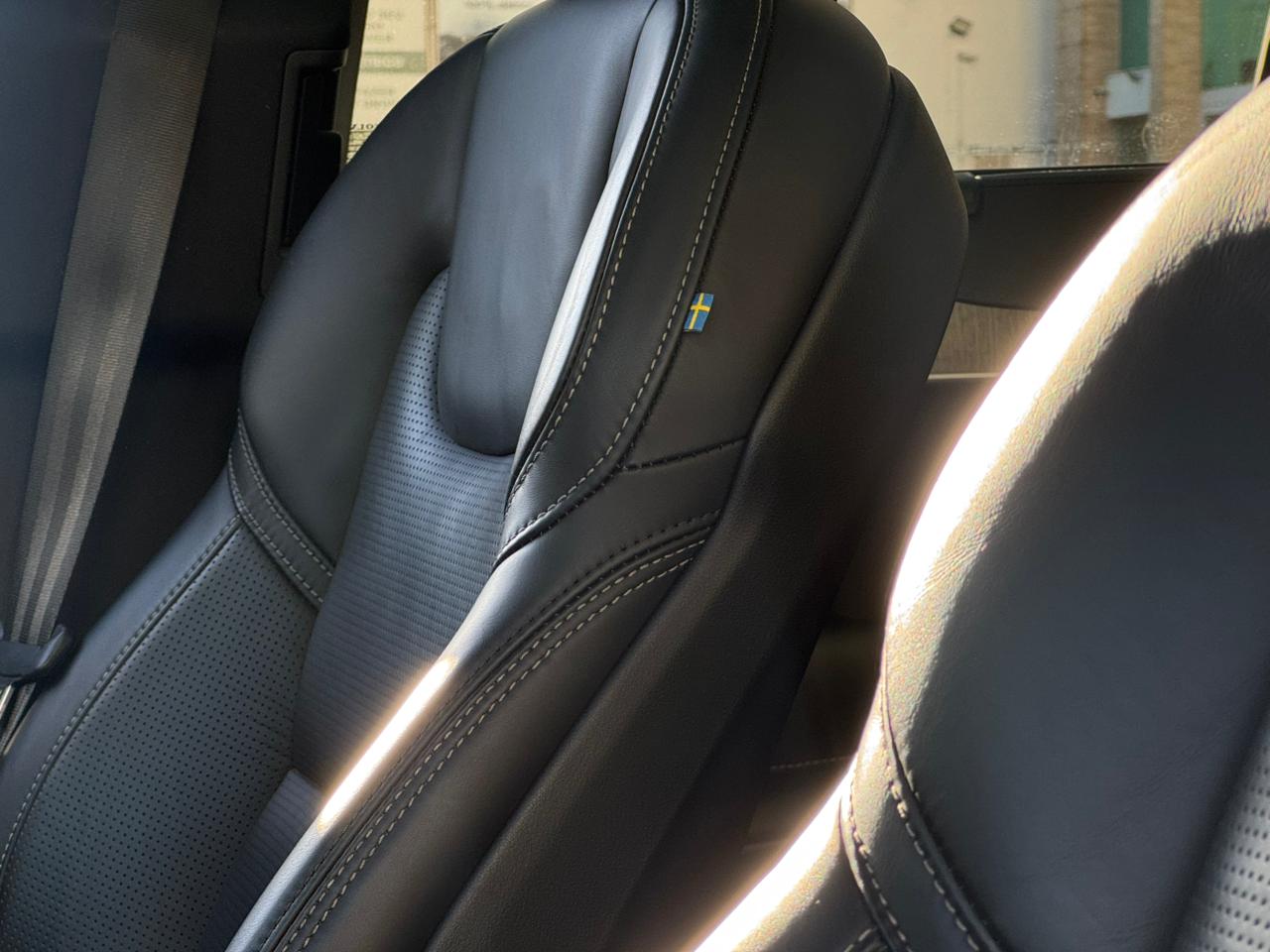 Volvo-XC 90-XC 90 T-8 Ultimate 2.0 AWD (Híbrido)