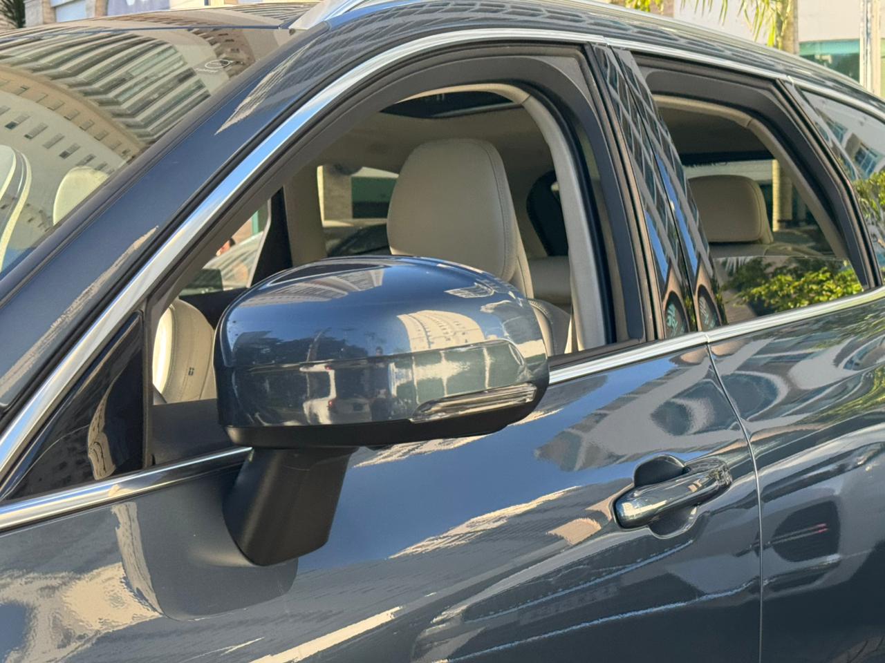 Volvo-XC 60-XC 60 T-8 Ultimate 2.0 AWD (Híbrido)