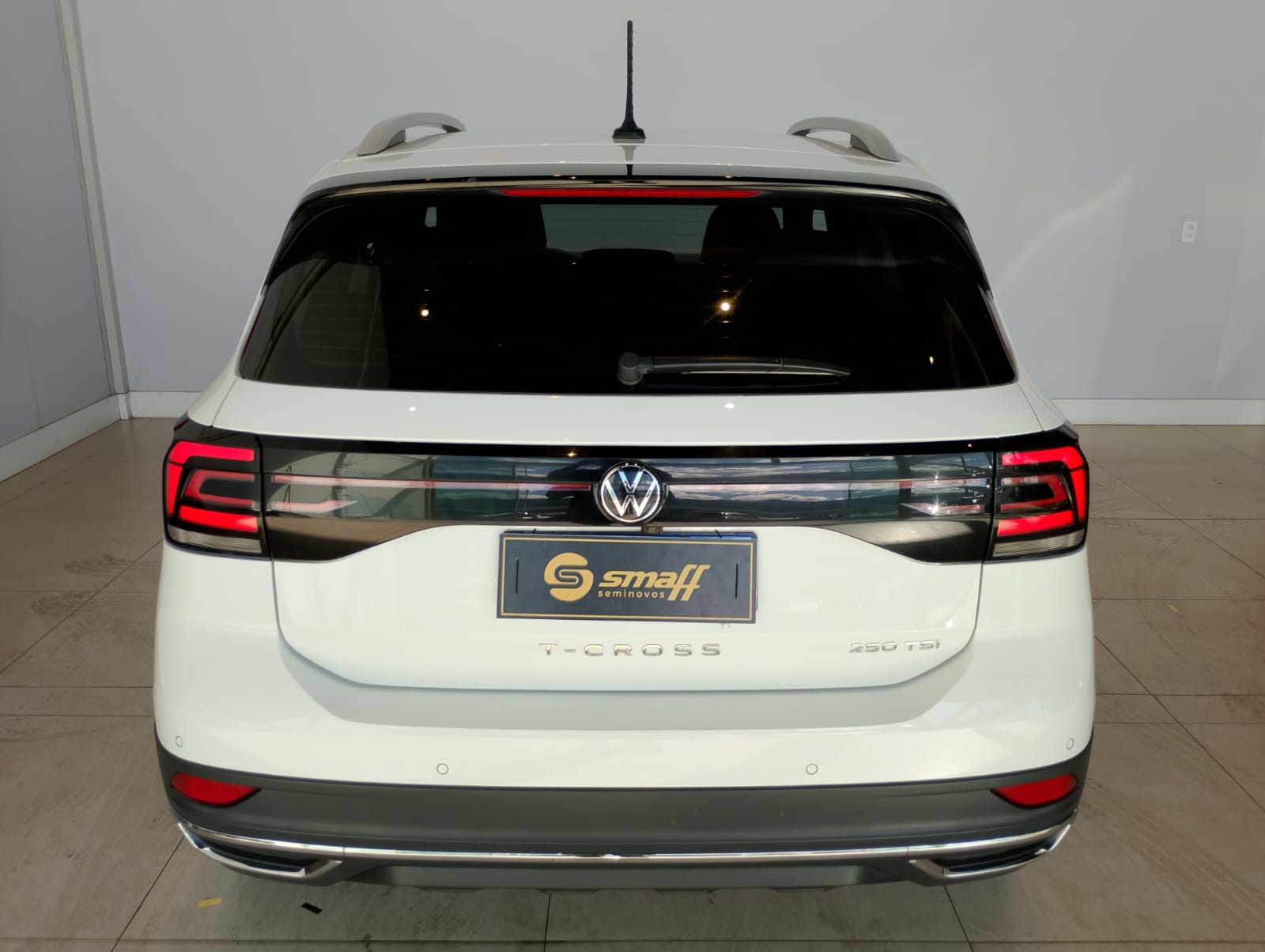 VW - Volkswagen-T-Cross-T-Cross Hig. 250 TSI 1.4 Flex 16V 5p Aut