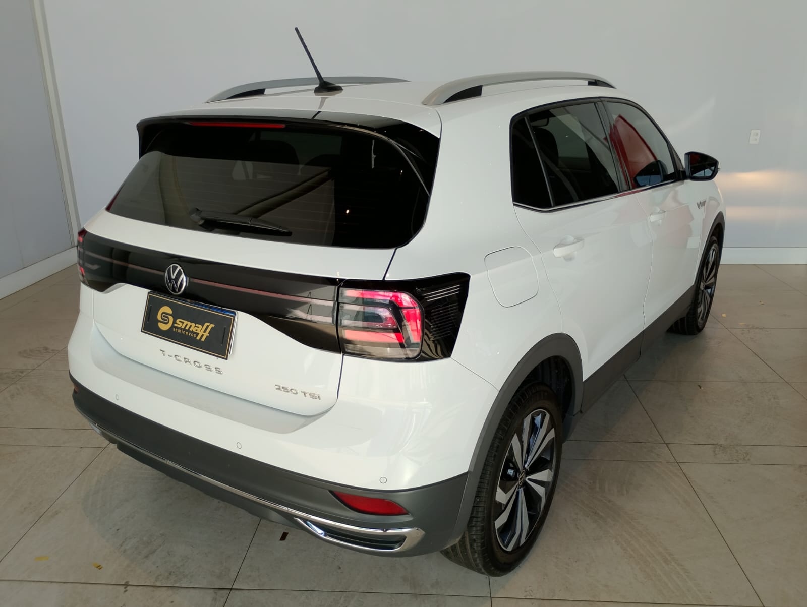 VW - Volkswagen-T-Cross-T-Cross Hig. 250 TSI 1.4 Flex 16V 5p Aut