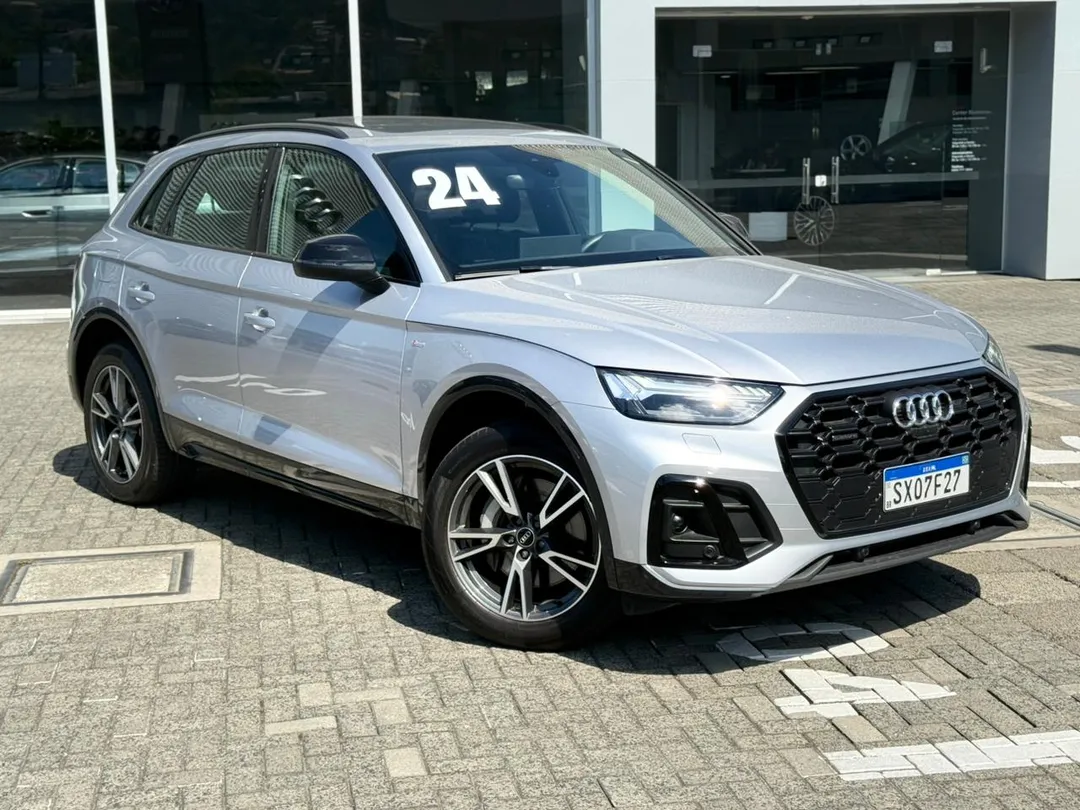 audi q5 q5 perf. black 2.0 tfsie s.tr. qt (hib.)