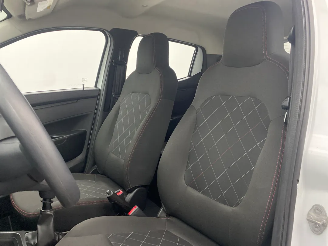 renault kwid kwid zen 1.0 flex 12v 5p mec.