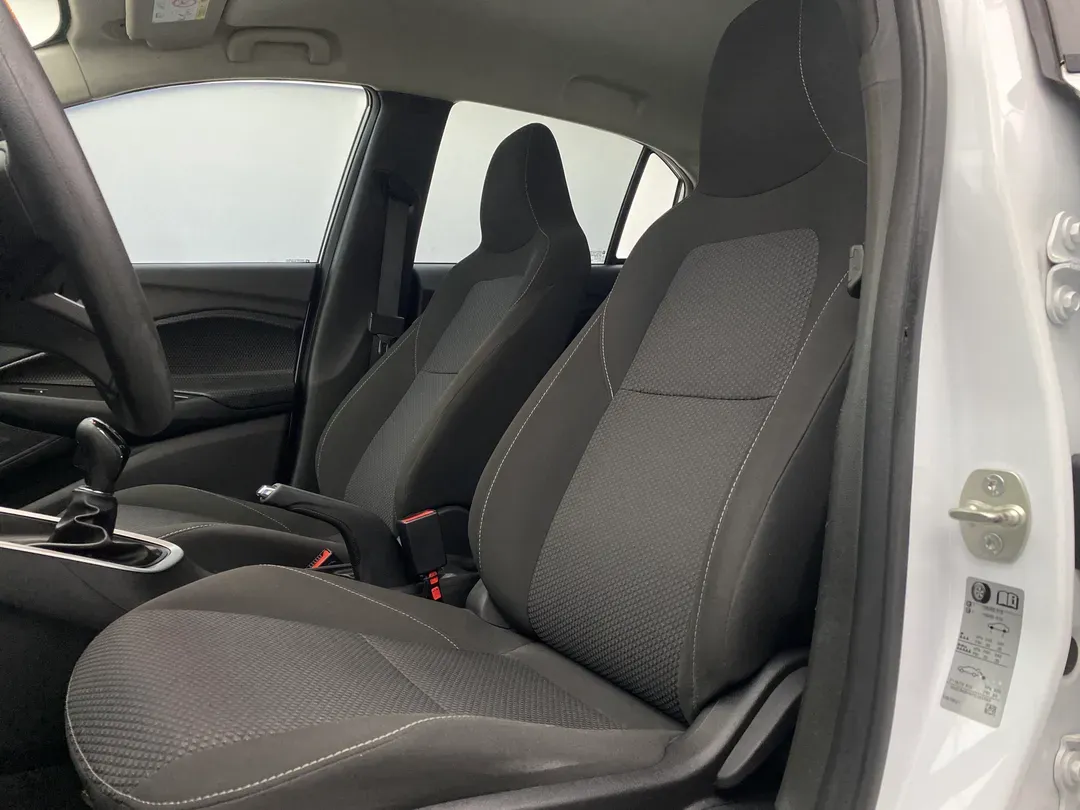 gm - chevrolet onix onix hatch 1.0 12v flex 5p mec.