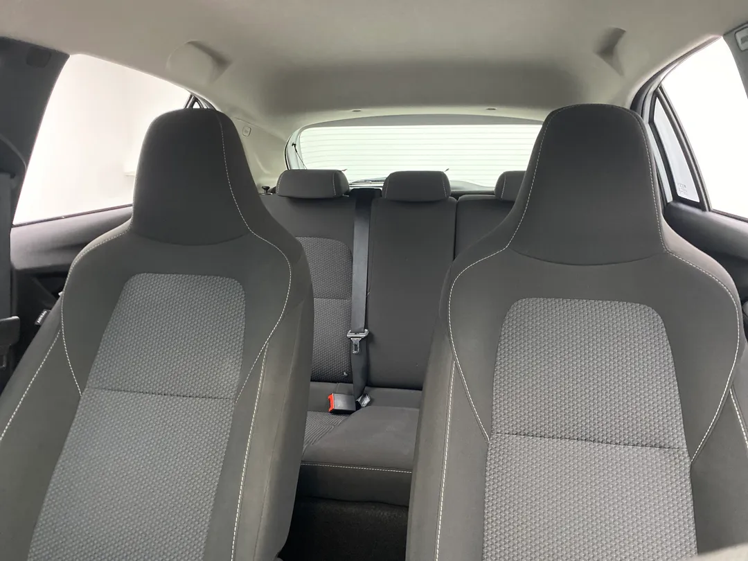 gm - chevrolet onix onix hatch 1.0 12v flex 5p mec.
