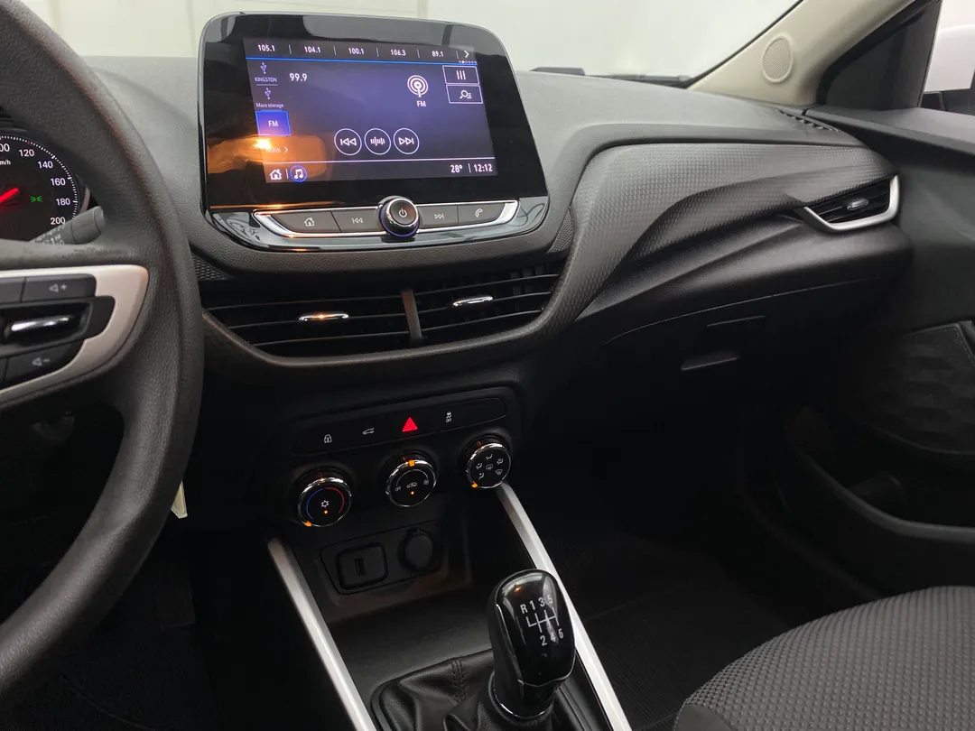 gm - chevrolet onix onix hatch 1.0 12v flex 5p mec.