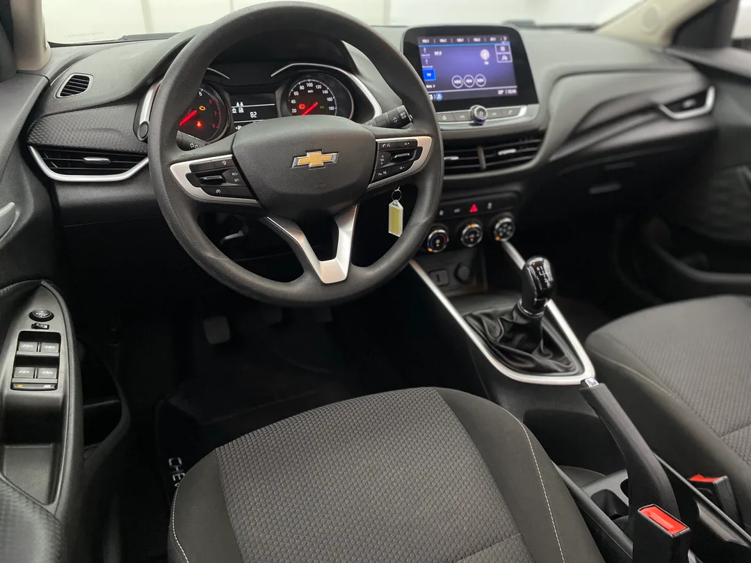 gm - chevrolet onix onix hatch 1.0 12v flex 5p mec.