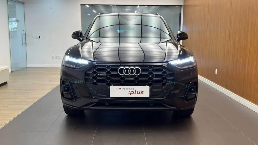 audi q5 q5 perf. black 2.0 tfsie s.tr. qt (hib.)