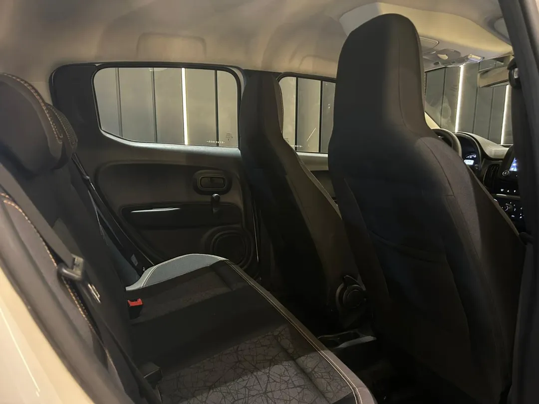 fiat mobi mobi trekking 1.0 flex 5p.