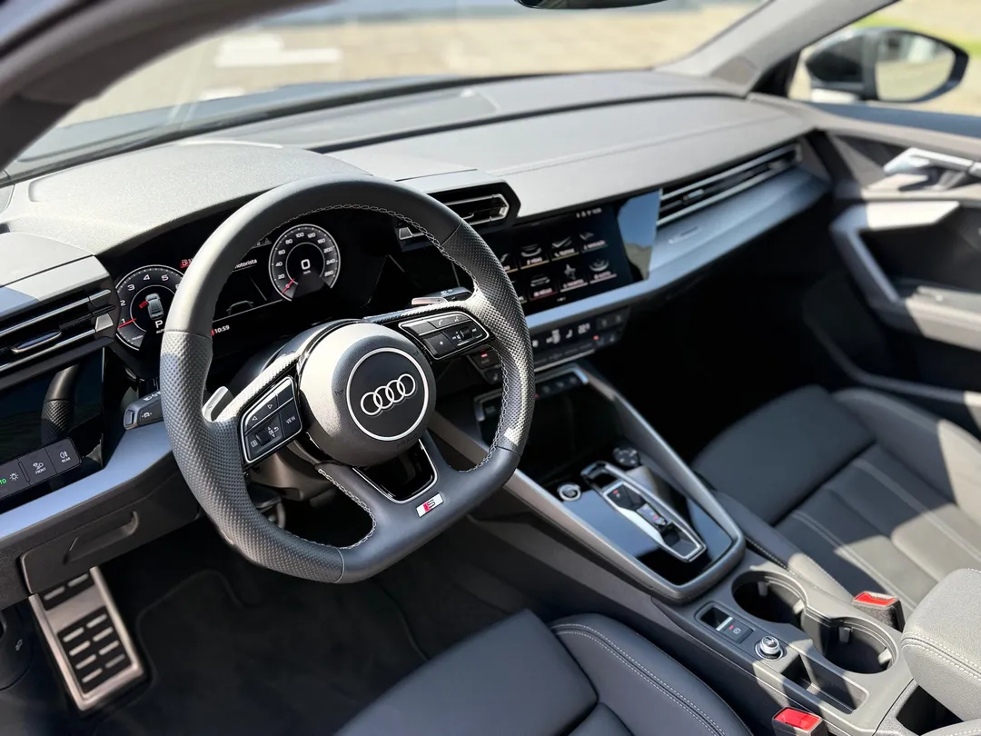 audi a3 a3 sedan performance 2.0 tfsi s-tronic