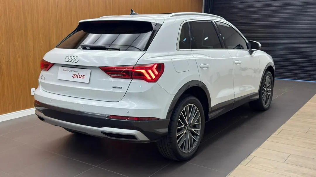 audi q3 q3 performance 2.0 tfsi tiptr. quattro