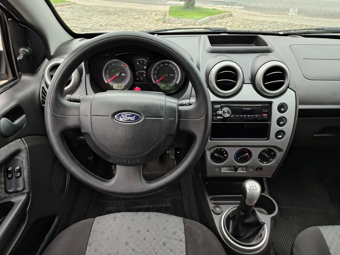ford fiesta fiesta 1.0 8v flex/class 1.0 8v flex 5p