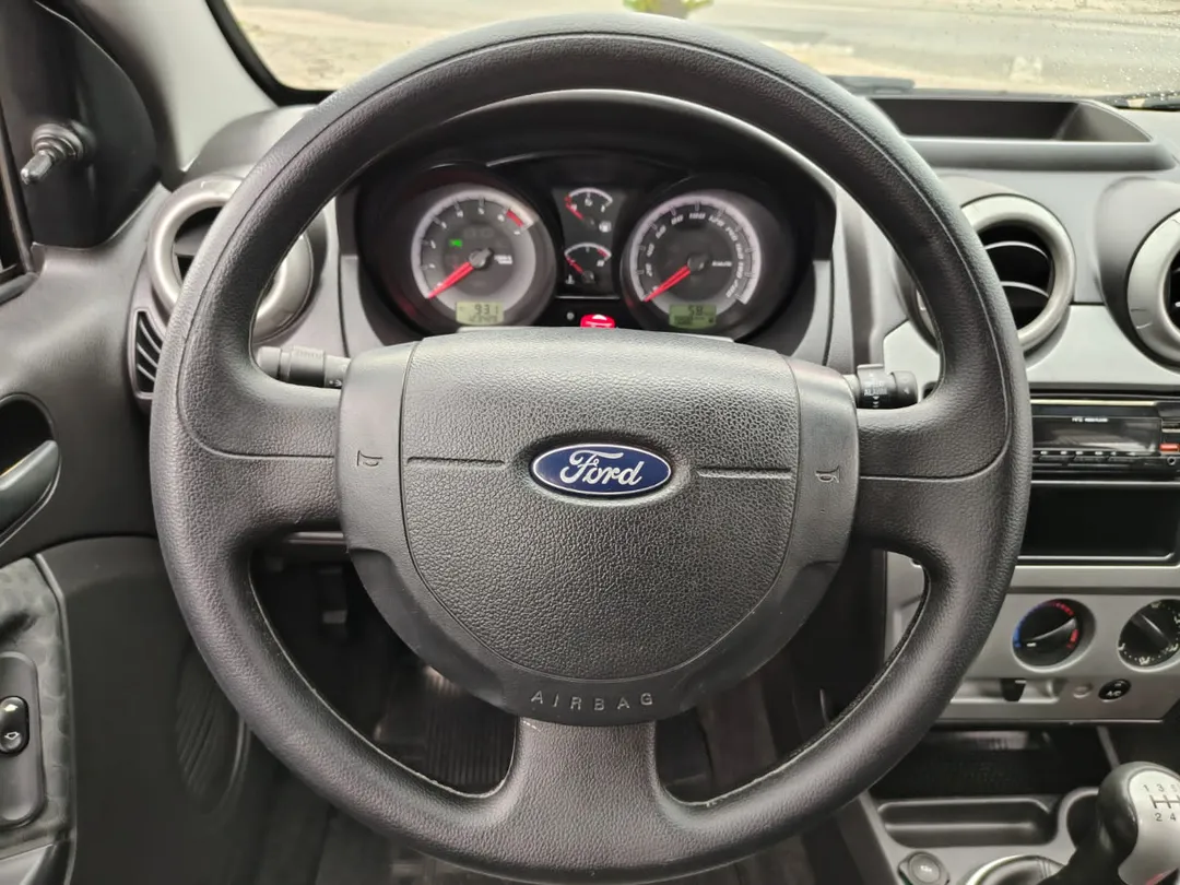 ford fiesta fiesta 1.0 8v flex/class 1.0 8v flex 5p