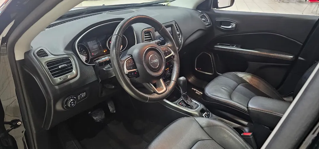 jeep compass compass longitude 2.0 4x2 flex 16v aut.