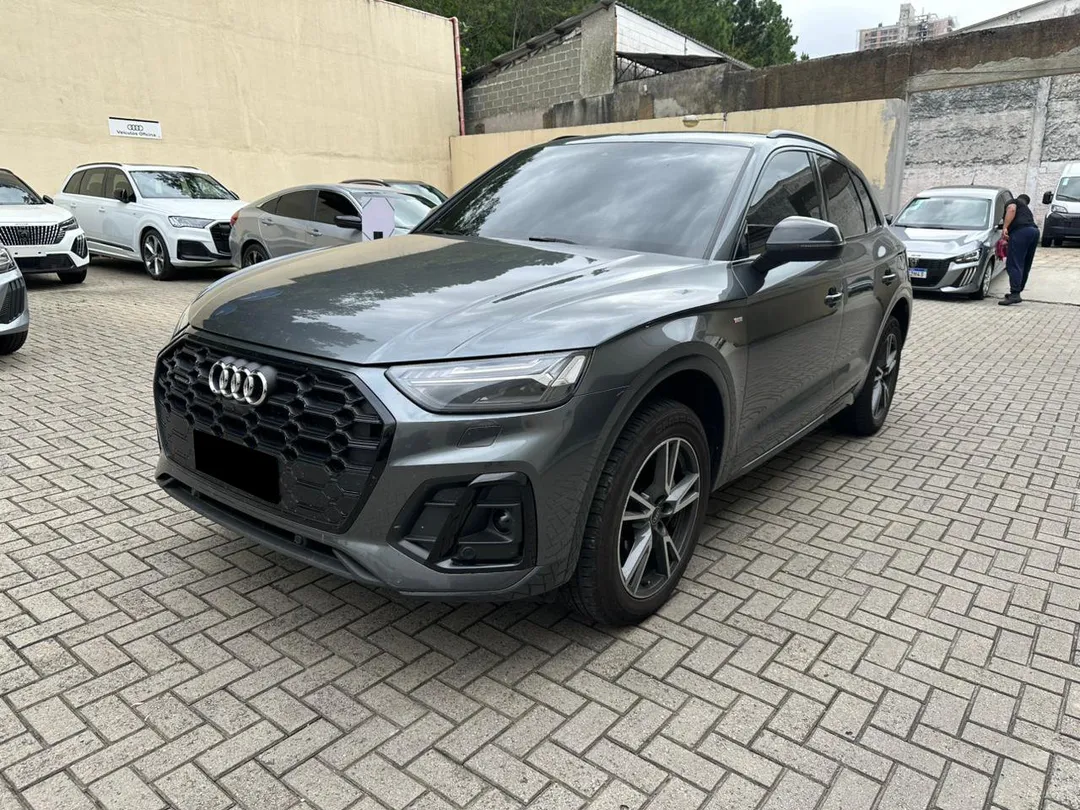 audi q5 q5 perf. black 2.0 tfsie s.tr. qt (hib.)