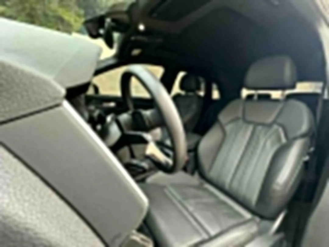 audi q5 q5 perf. black 2.0 tfsie s.tr. qt (hib.)