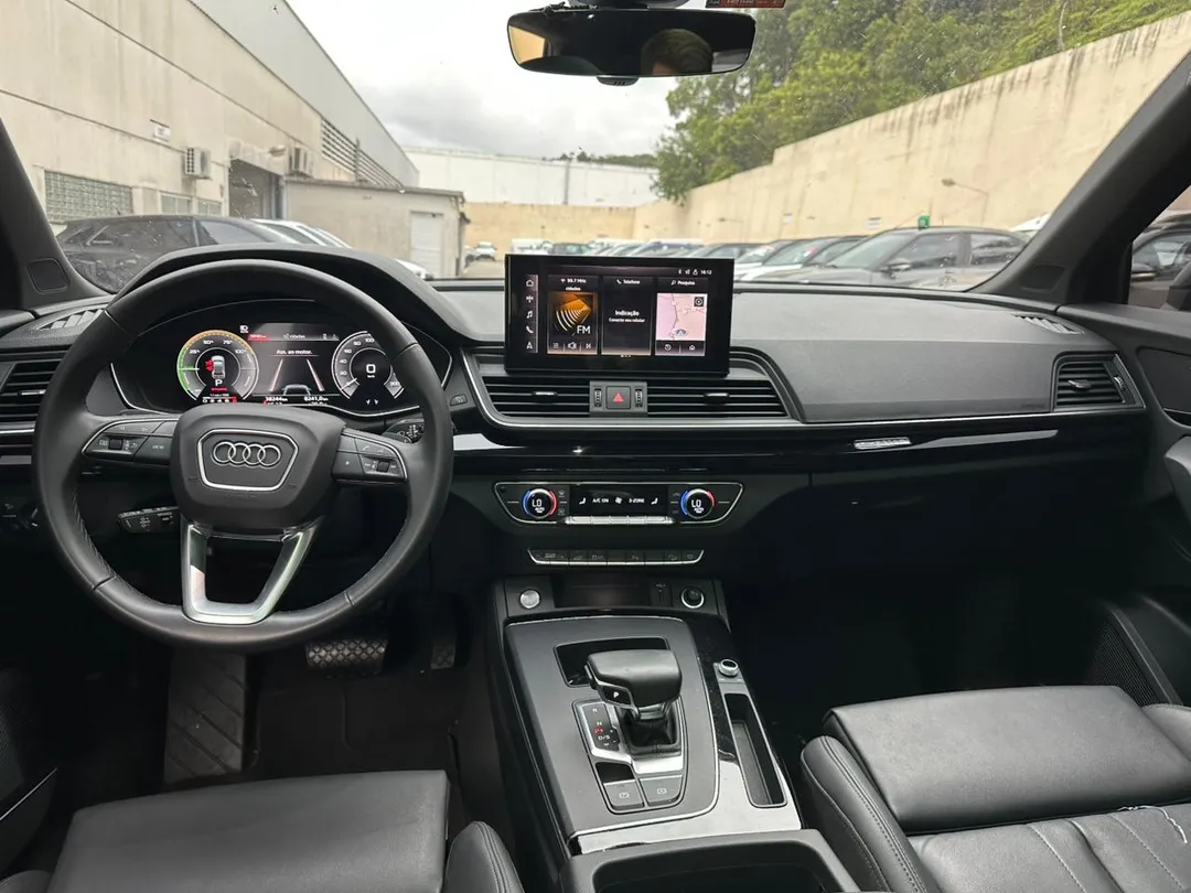 audi q5 perf. black 2.0 tfsie s.tr. qt (hib.)